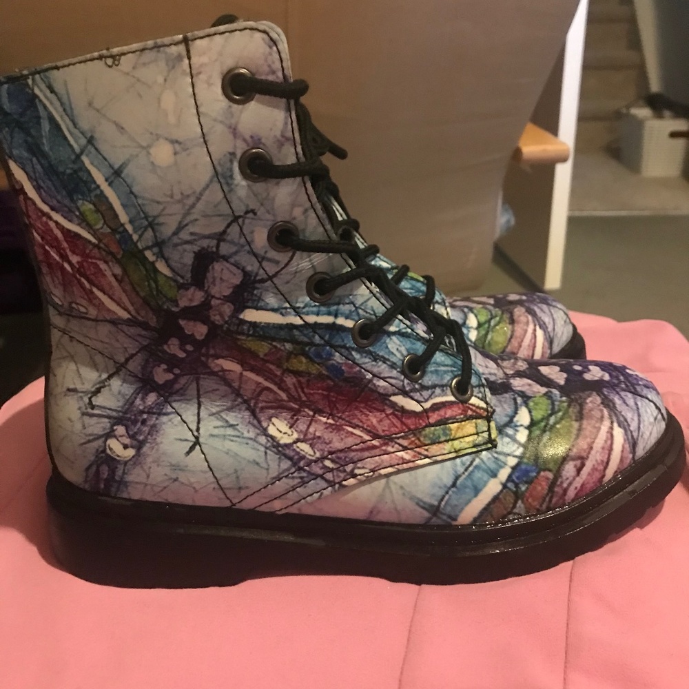 Women’s boots